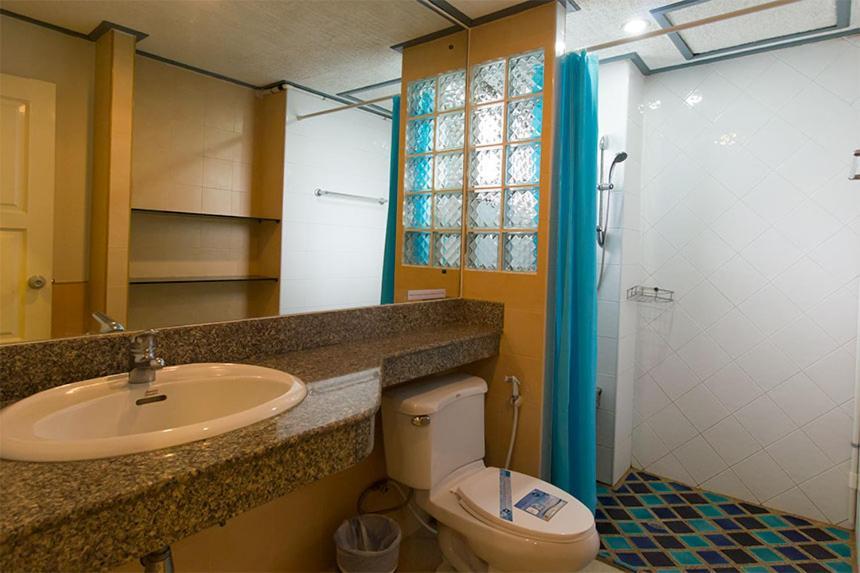 The Club Residence Kamala Beach Room photo